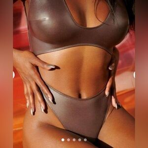 SKIMS Wet Jersey Cutout Bodysuit NWT